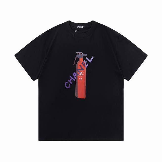 Chanel 香奈儿 2024 最新消防字母logo圆领t恤 颜色 黑色 白色 尺码 Xl